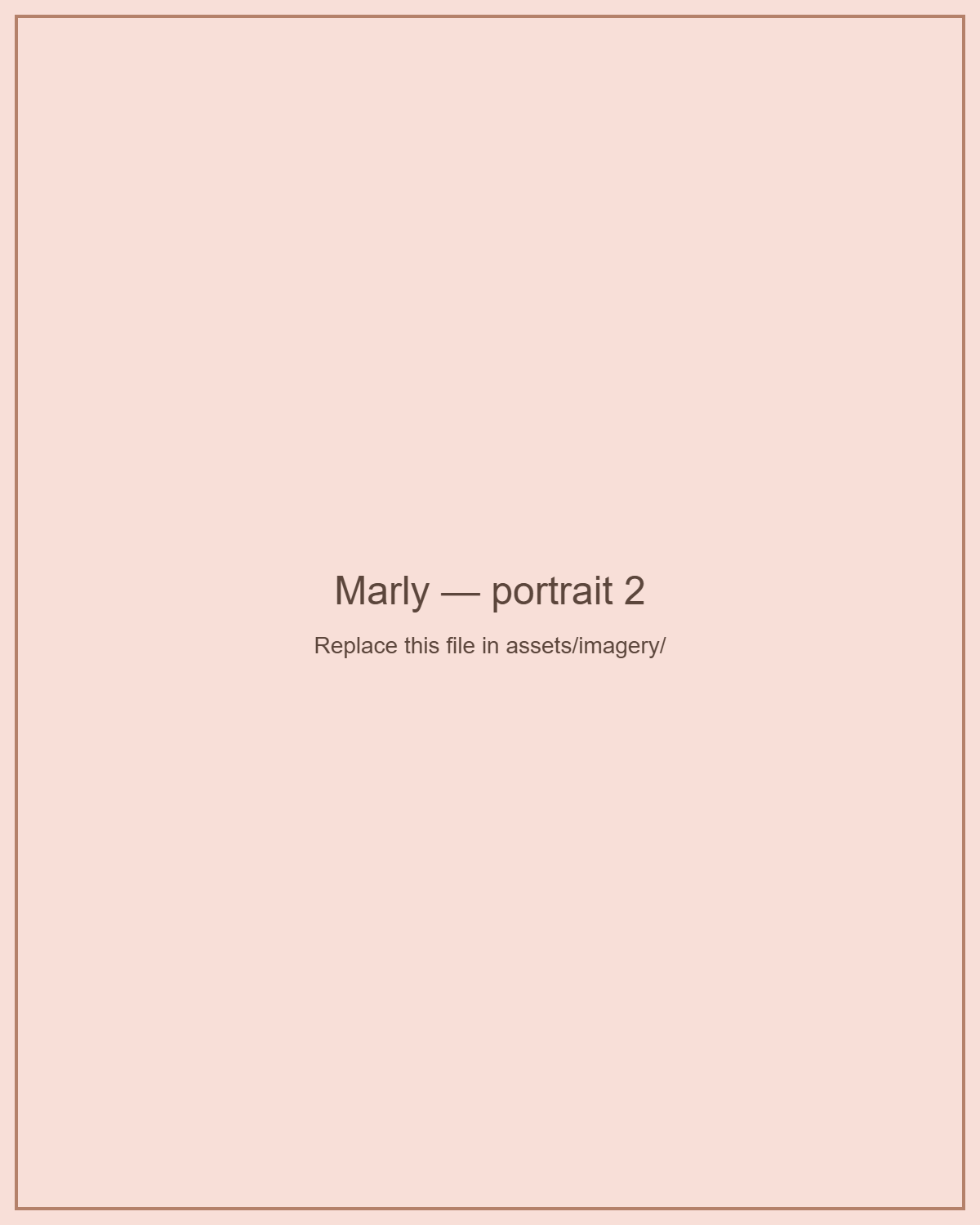 Marly, founder of Lumia Therapy